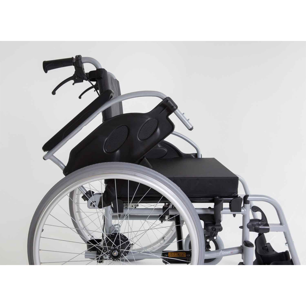 Invacare Action 1 Rollstuhl