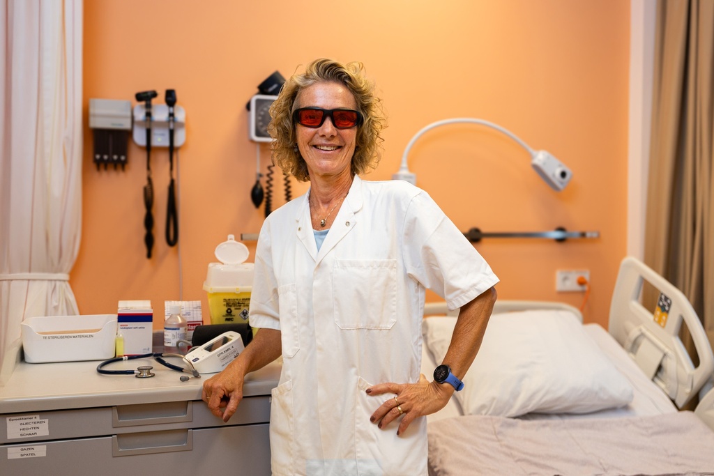 Orangefarbene Gläser für die PROPEAQ-Lichtbrille 